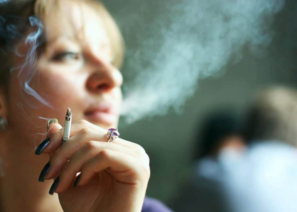 Cosmetic surgery can help stop smoking