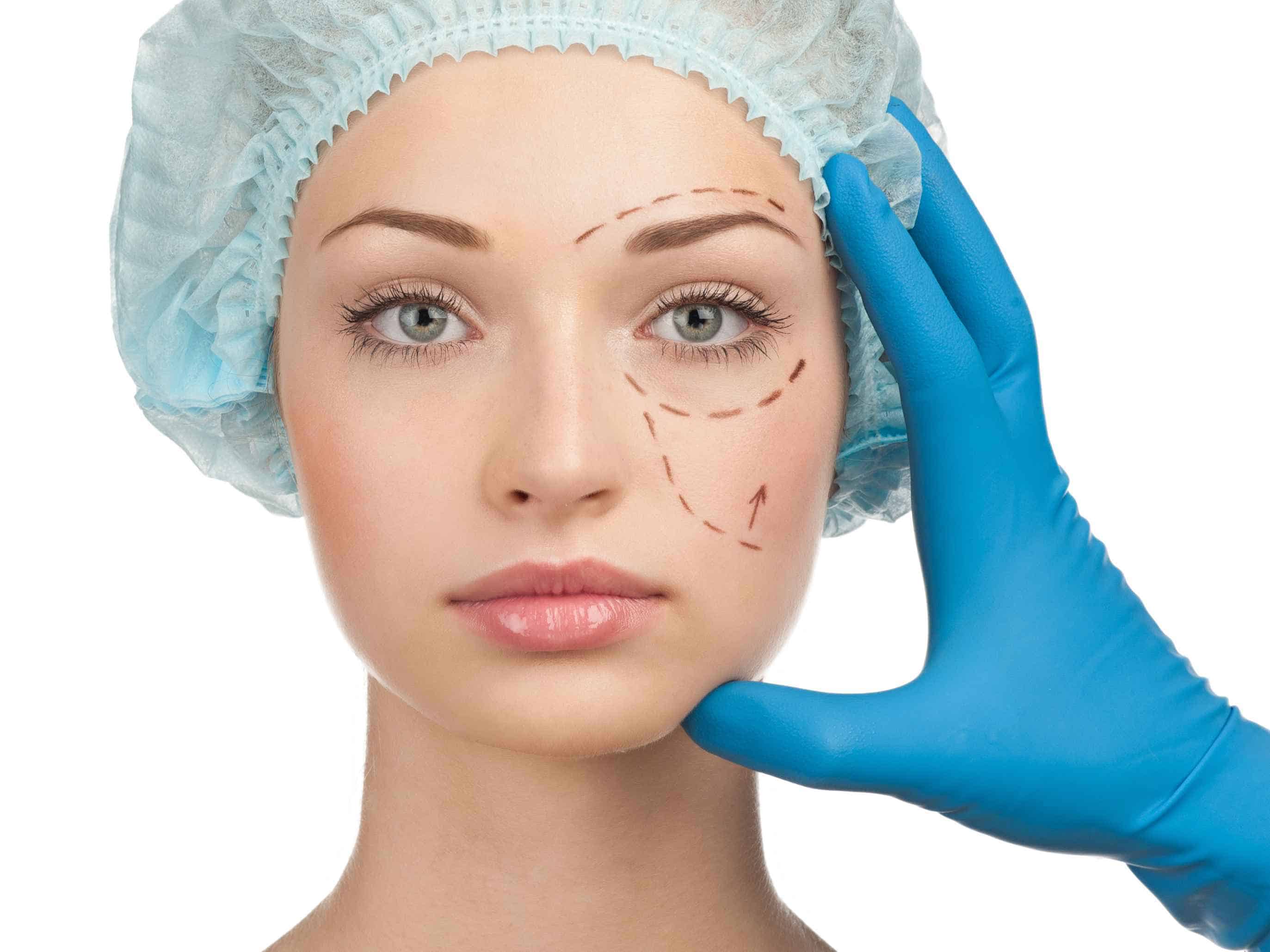6 Things To Remember Before Your First Plastic Surgery Consultation