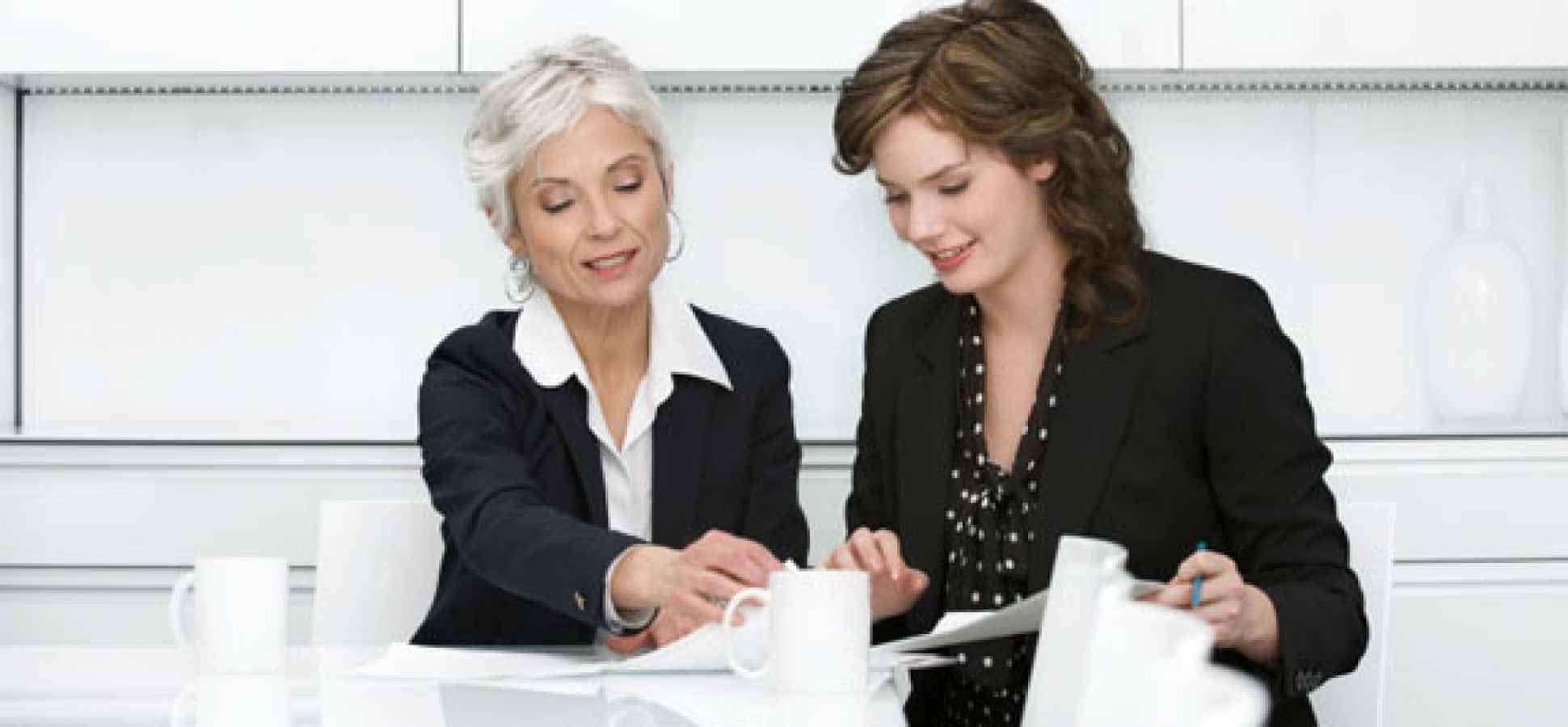 Patient Consultation at Refine Plastic Surgery Bellevue